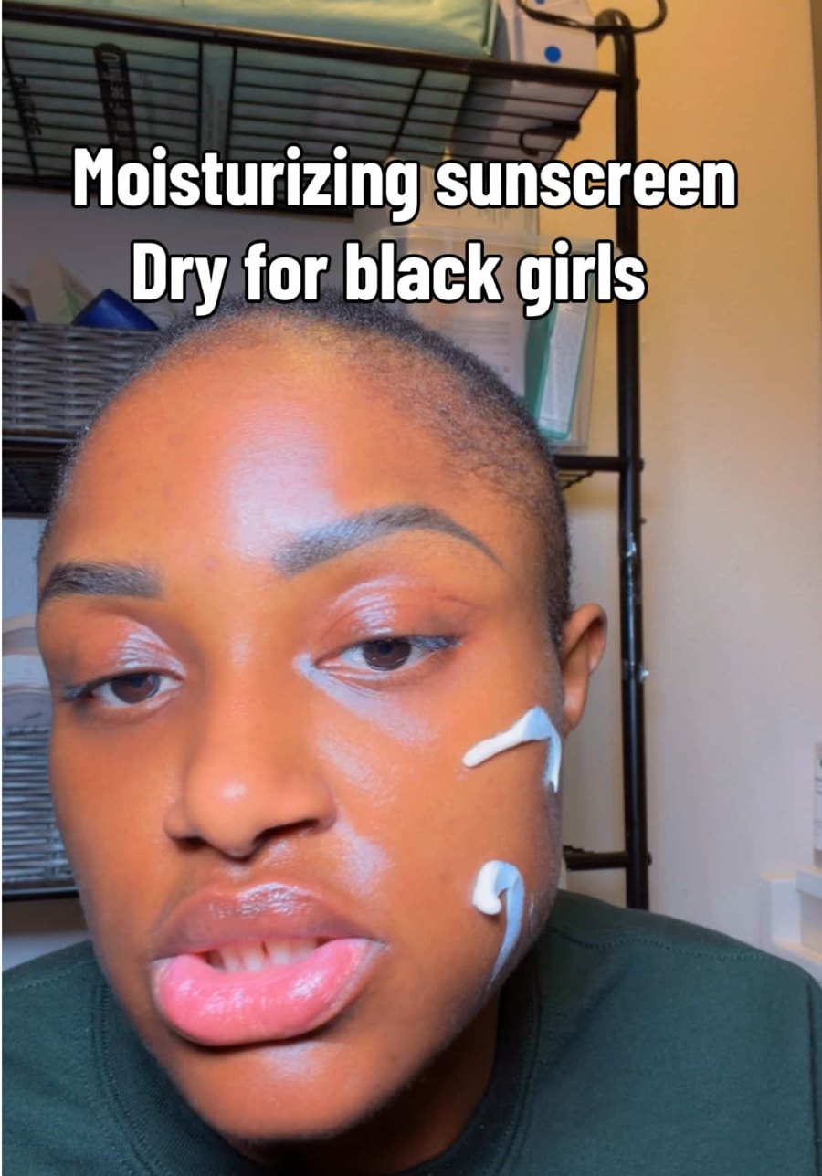 Sun serum dots on darker skin tone with no white cast